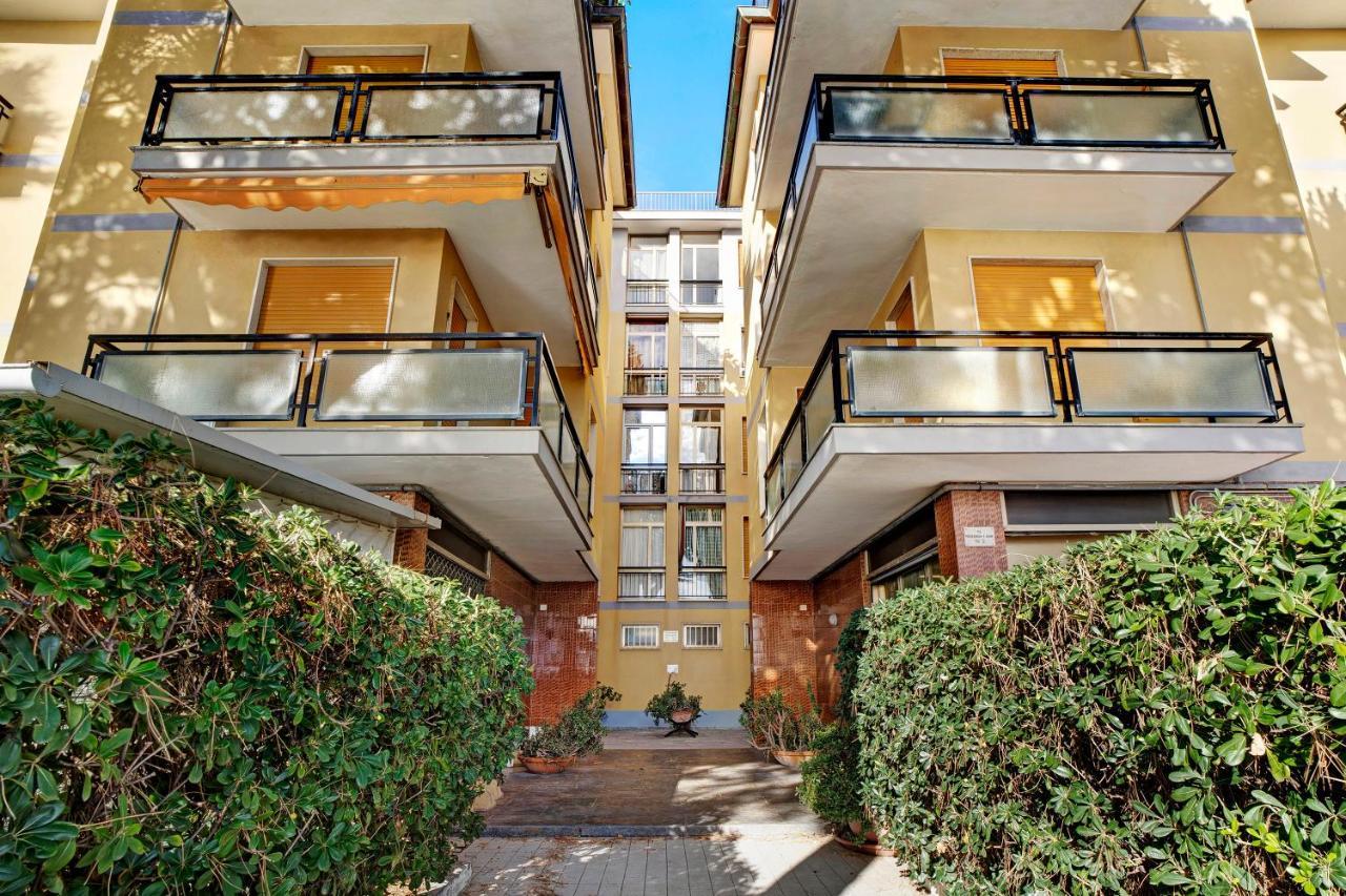 Apartamento Casa Laura Elena San Bartolomeo Al Mare Exterior foto